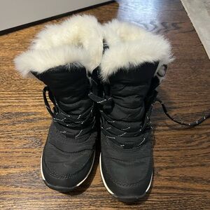 Sorel Black and White Winter Boots - size 6